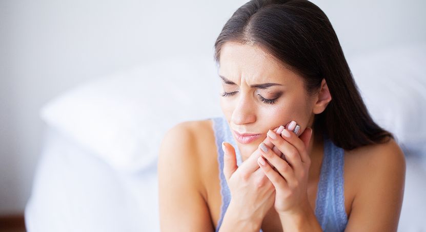 Emergency-Dental-Treatments-Brush-n-floss-dental-victoria